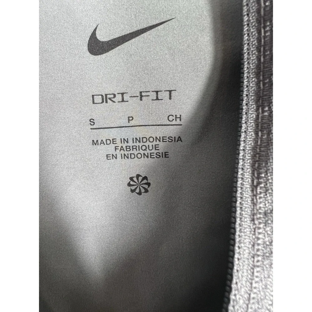 Nike Women's Sz Small Essential Repel Grey Hooded Running Rain Jacket Dri Fit